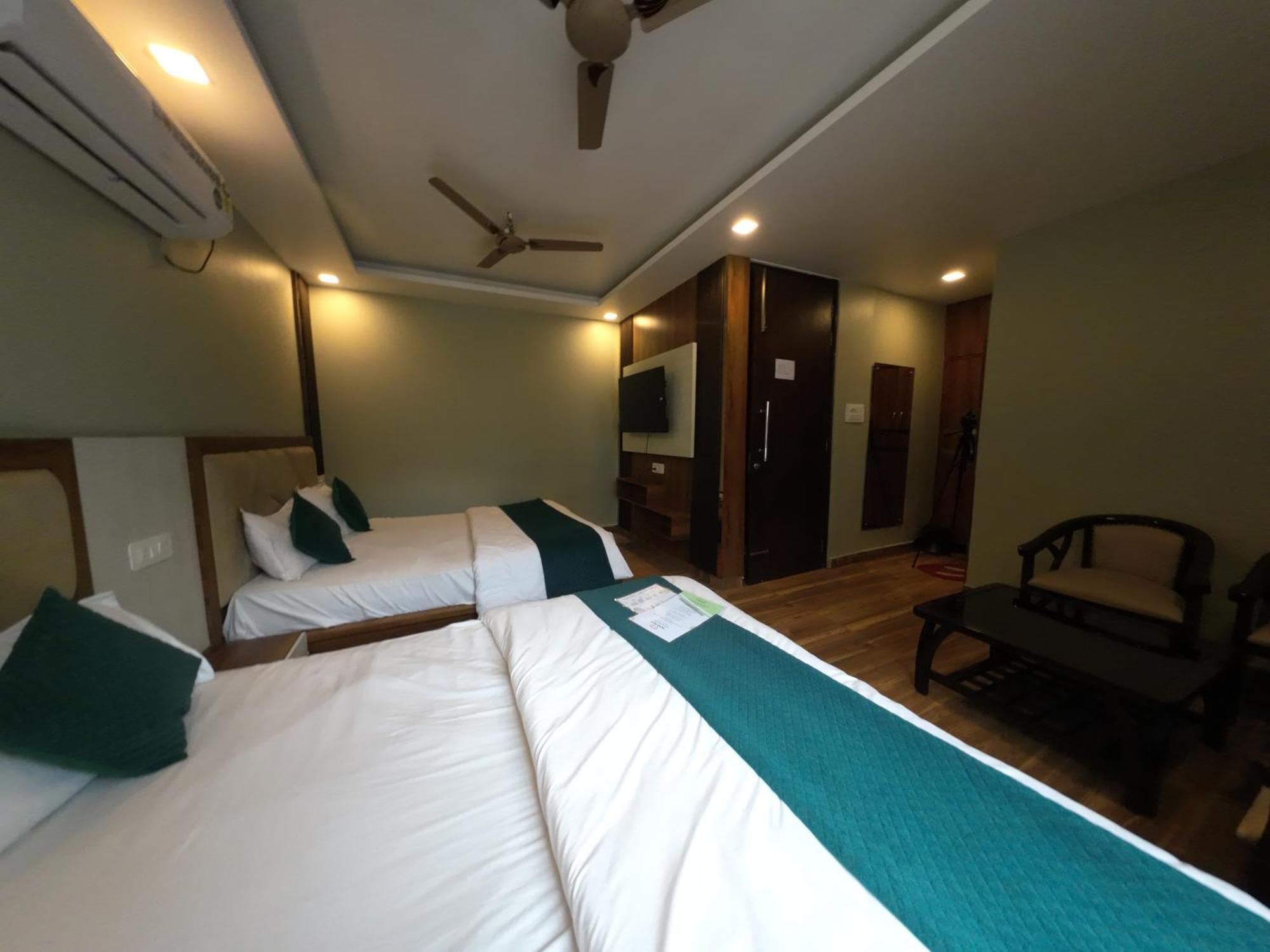 רישיקש Hotel Hostel Vimal Ganga מראה חיצוני תמונה